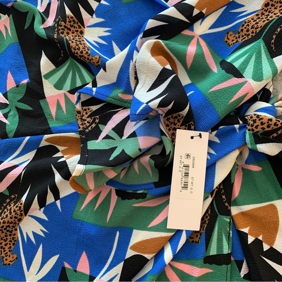 Donna Morgan Long Sleeve Collared Wrap Colorful Midi Dress In White/Jungle Blue - Picture 13 of 13